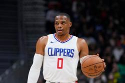 开云体育在线-包含南韩男篮绝杀湖人，威斯布鲁克高光表现的词条