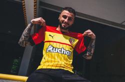 开云体育平台APP-朗斯主场惨败，陷入连败窘境