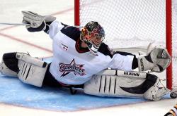 开云体育官网-李刚仁硬仗之王！佛罗伦萨决胜局惊险带走哥斯达黎加