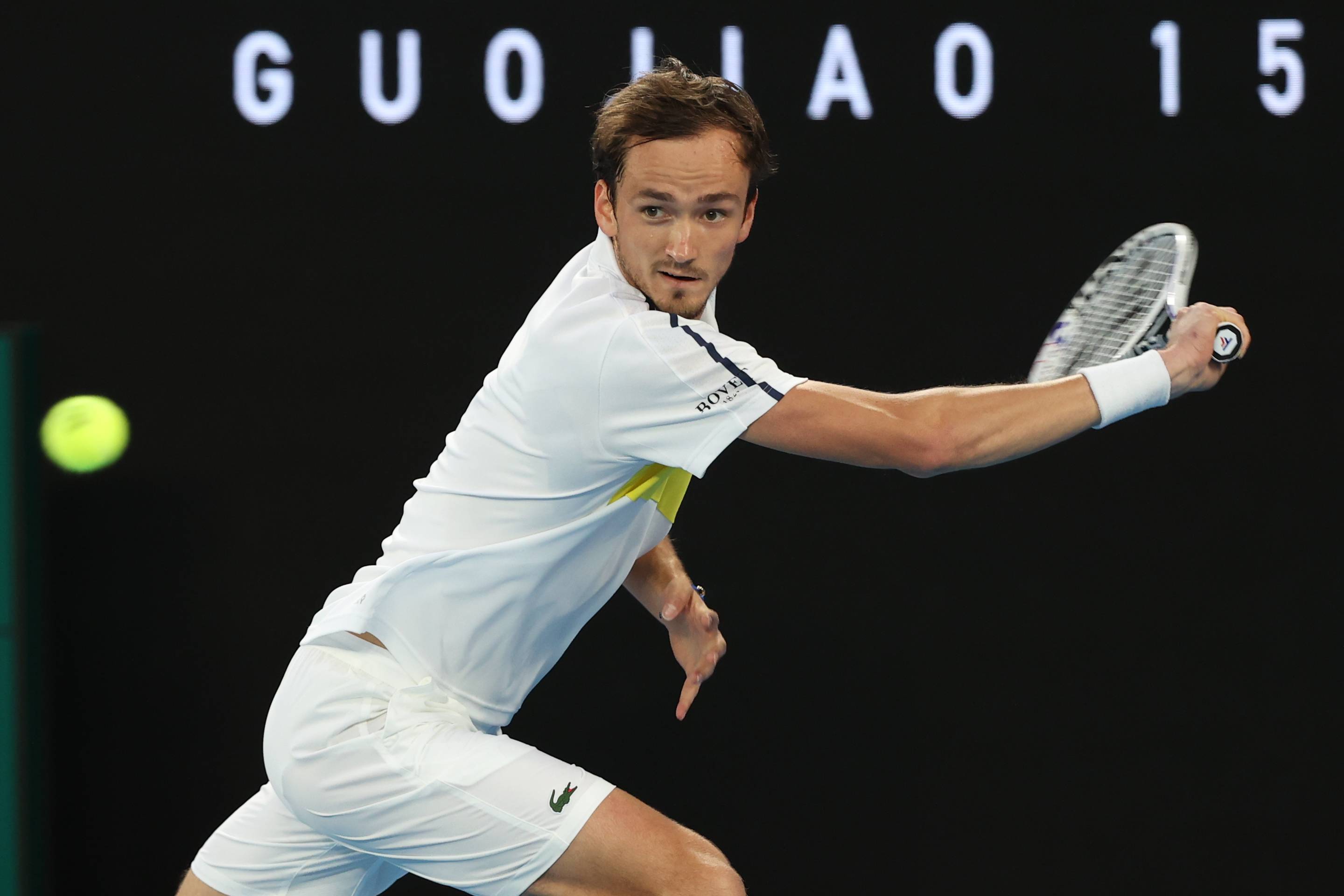 世界网球队鏖战法国网球队,梅德韦杰夫惊艳世界的简单介绍 世界网球队鏖战法国网球队,梅德韦杰夫惊艳世界的简单介绍