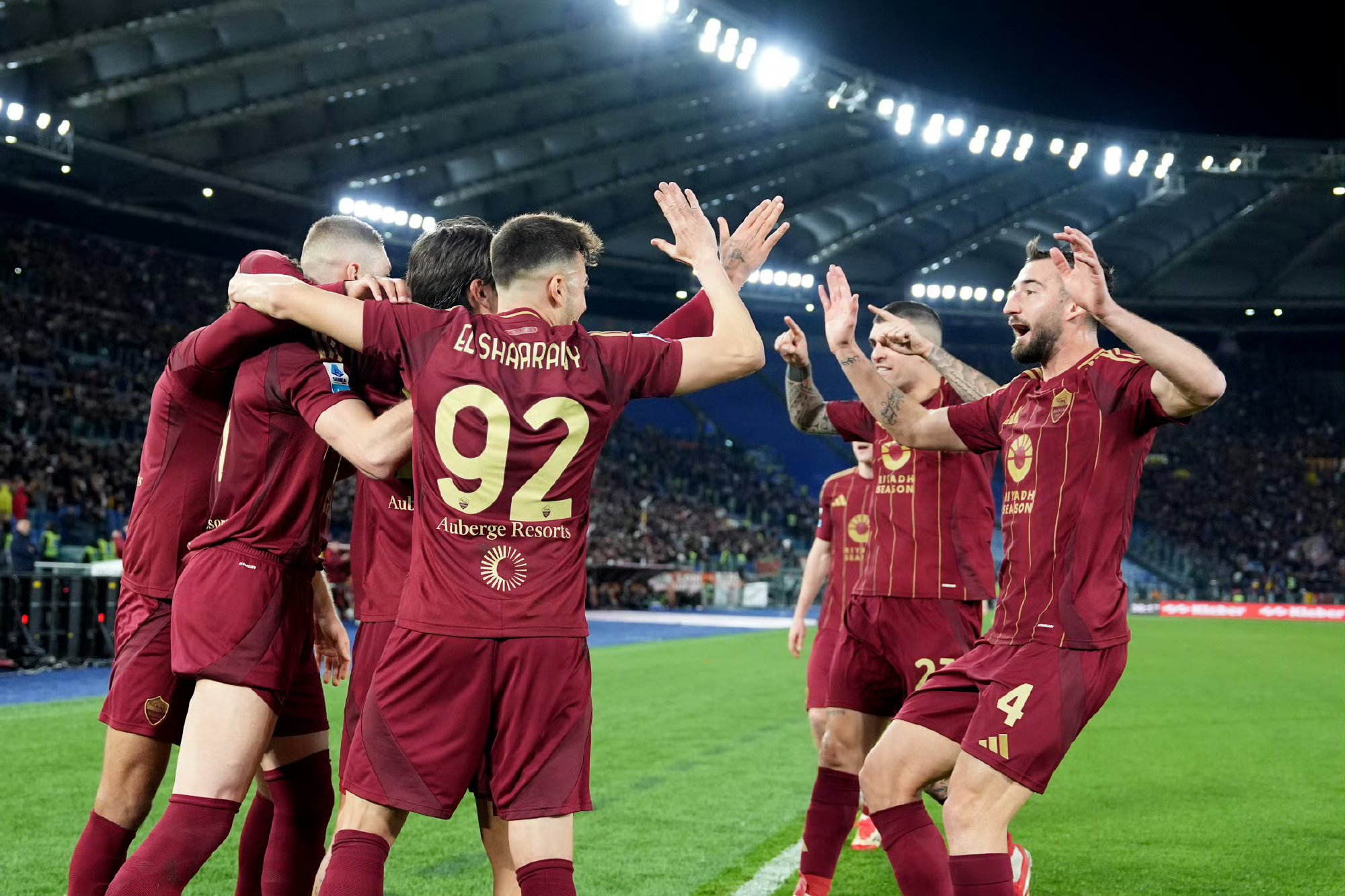 包含欧洲各国足球强队集结,争夺胜利将展开的词条 包含欧洲各国足球强队集结,争夺胜利将展开的词条