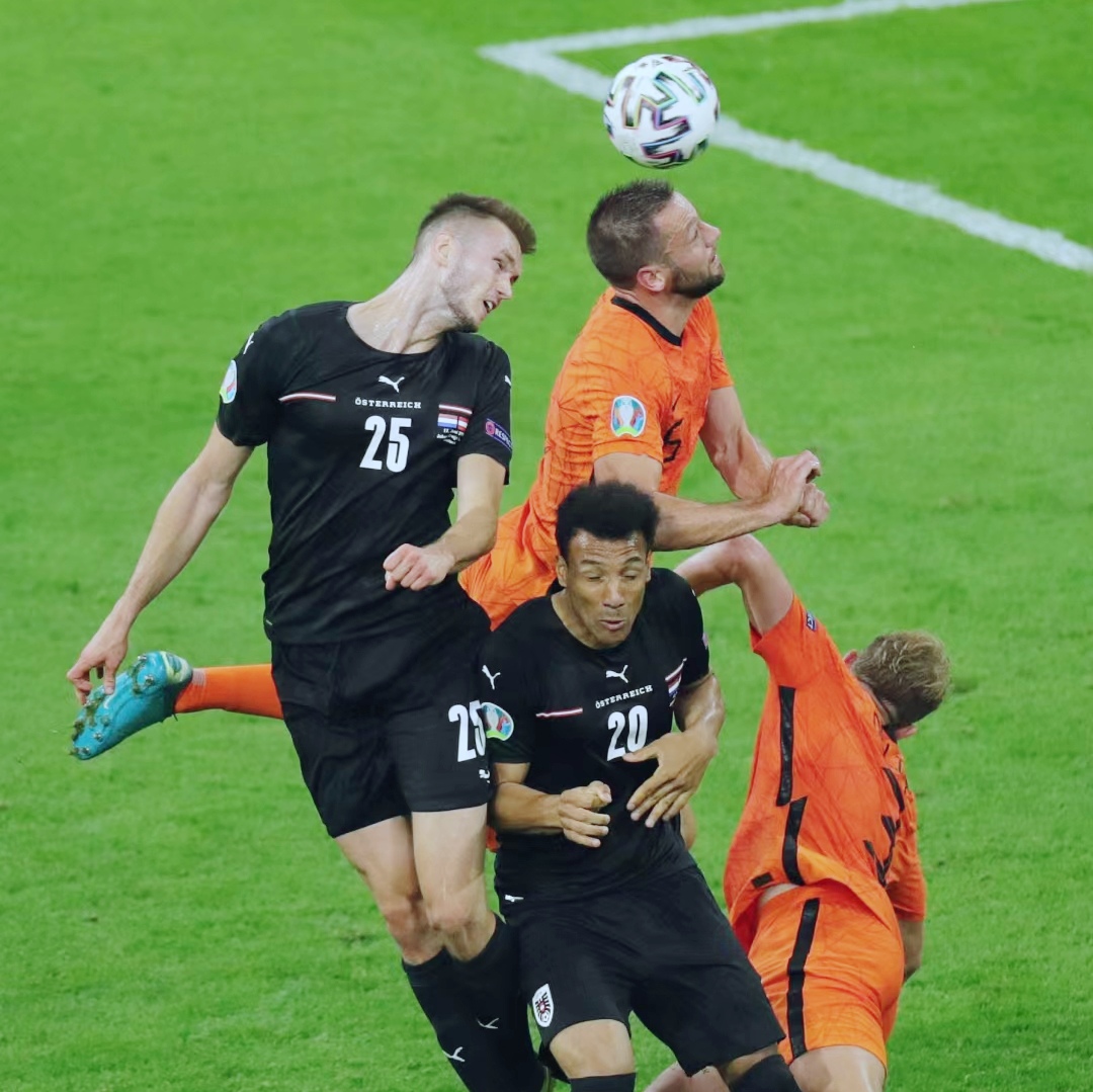 关于强强对决!欧洲足球赛事引爆热潮的信息 关于强强对决!欧洲足球赛事引爆热潮的信息