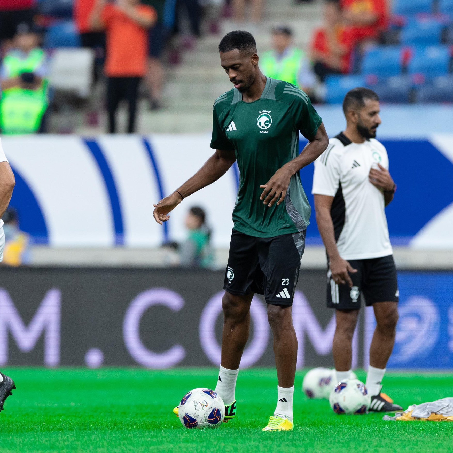 球队精神面貌焕然一新，备战比赛充满信心的简单介绍