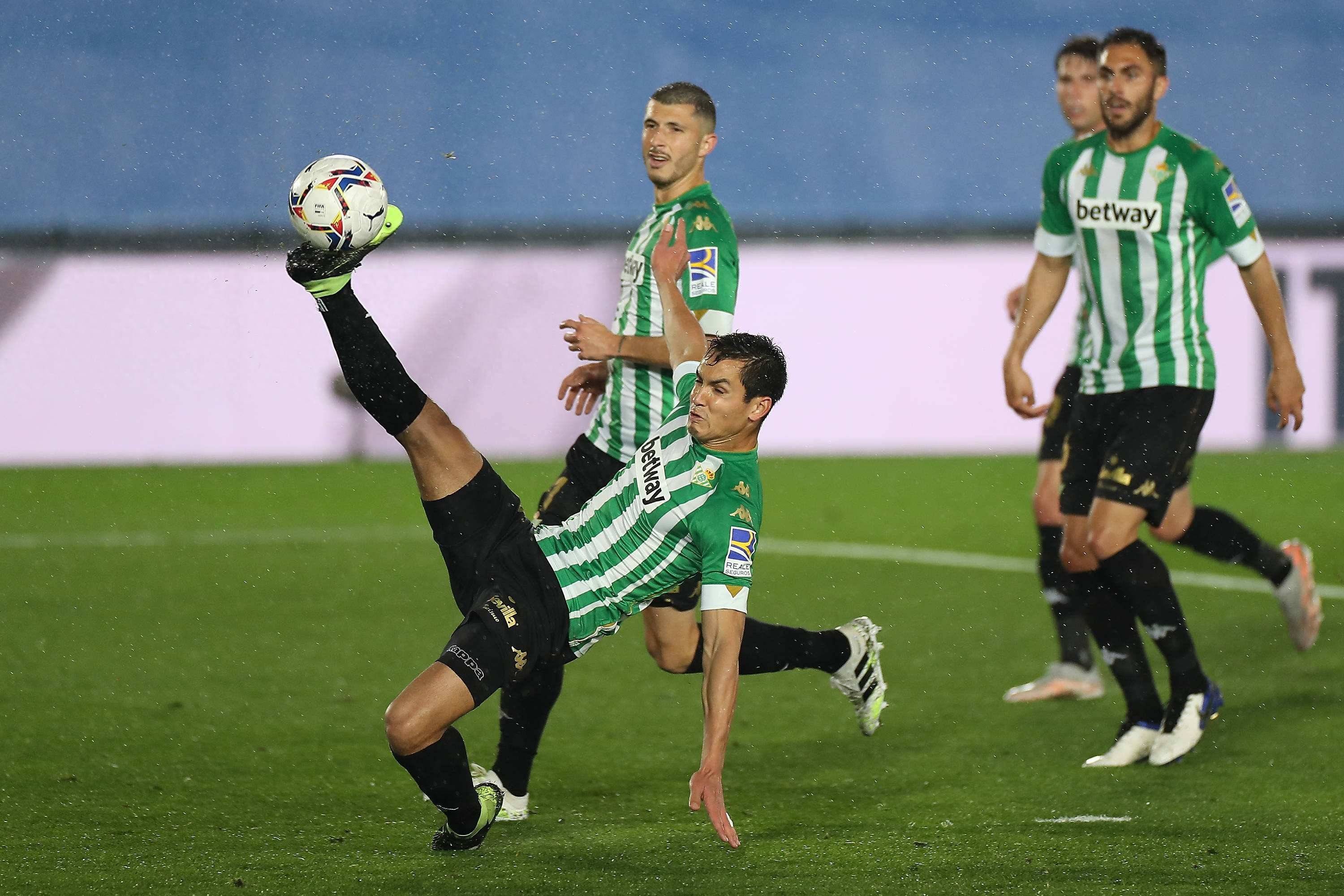 关于瓦伦西亚遭逢不顺，主场优势失守输球的信息