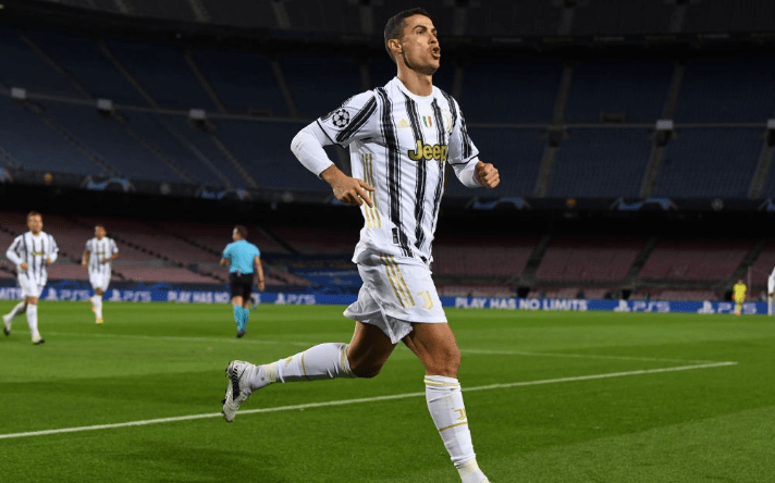 包含尤文客战逆转成功晋级，晋级下一轮的词条