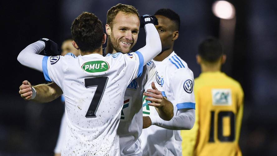 包含瓦朗谢纳将迎战昂热，双方实力对比的词条