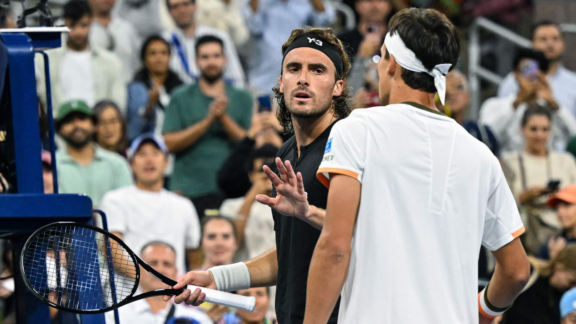 年终总决赛碾压拉沃尔杯，西西帕斯扛起全队的简单介绍