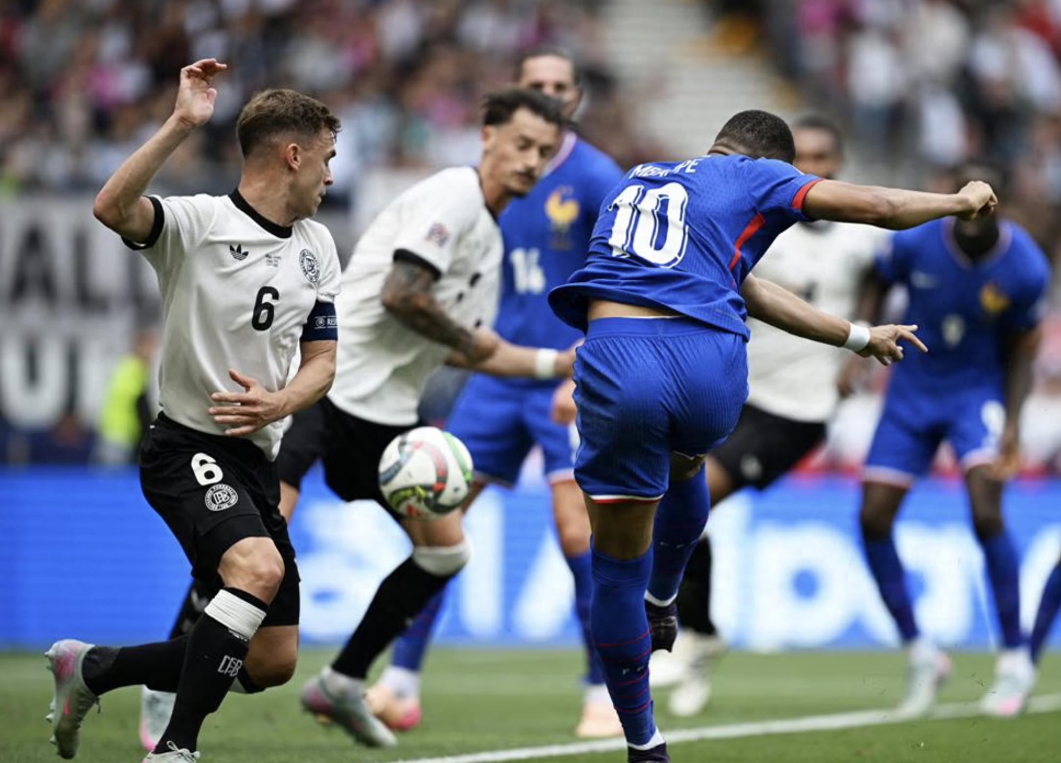 德国队鏖战法国队，梁靖崑惊艳四座的简单介绍