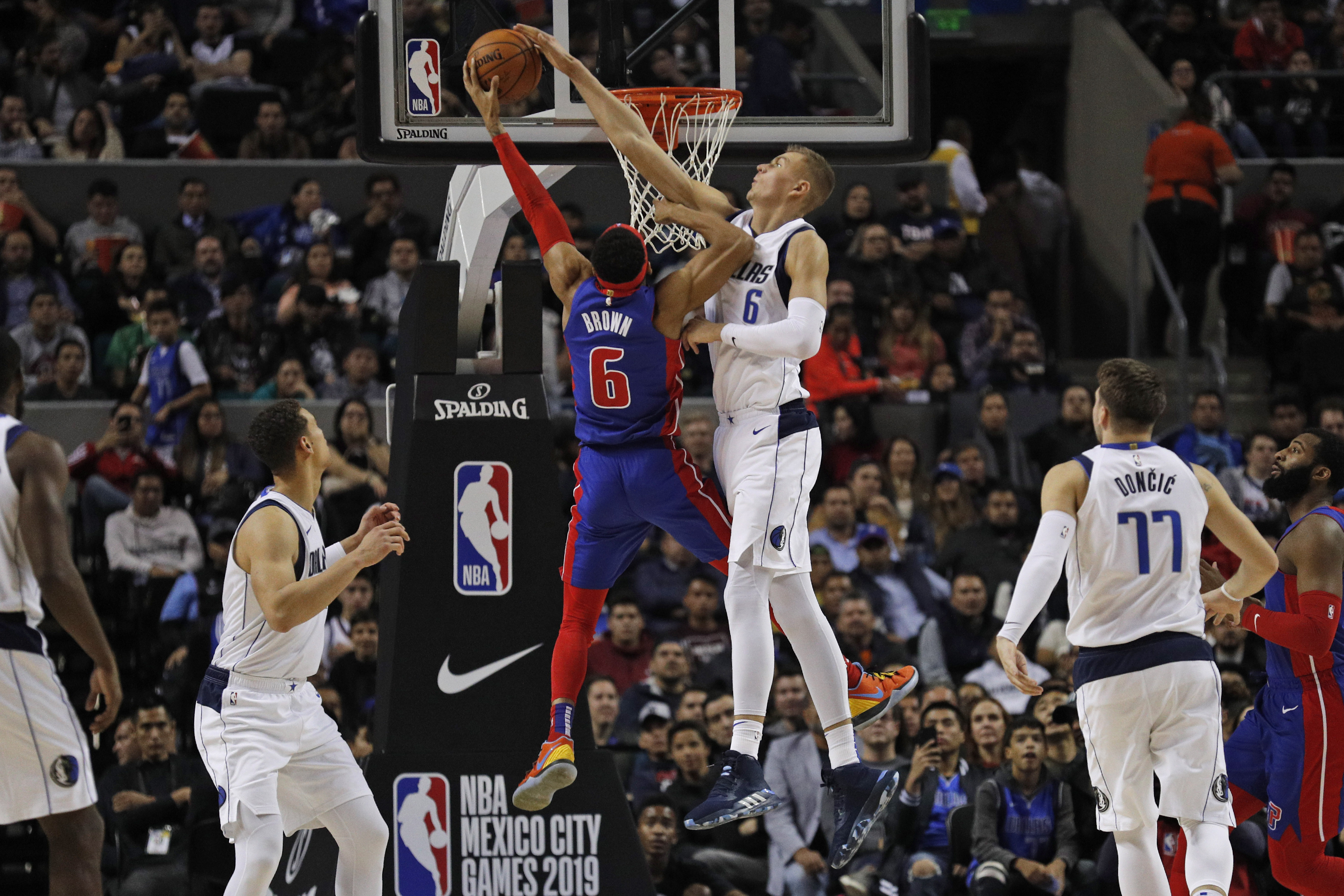 英国乒乓球队逆转奥地利乒乓球队，波尔制霸全场的简单介绍