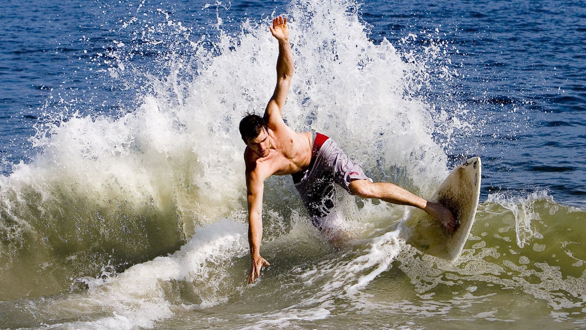 西班牙黄金一代的黄昏与新生，努涅斯一剑封喉，比利时王朝在泪水中落幕