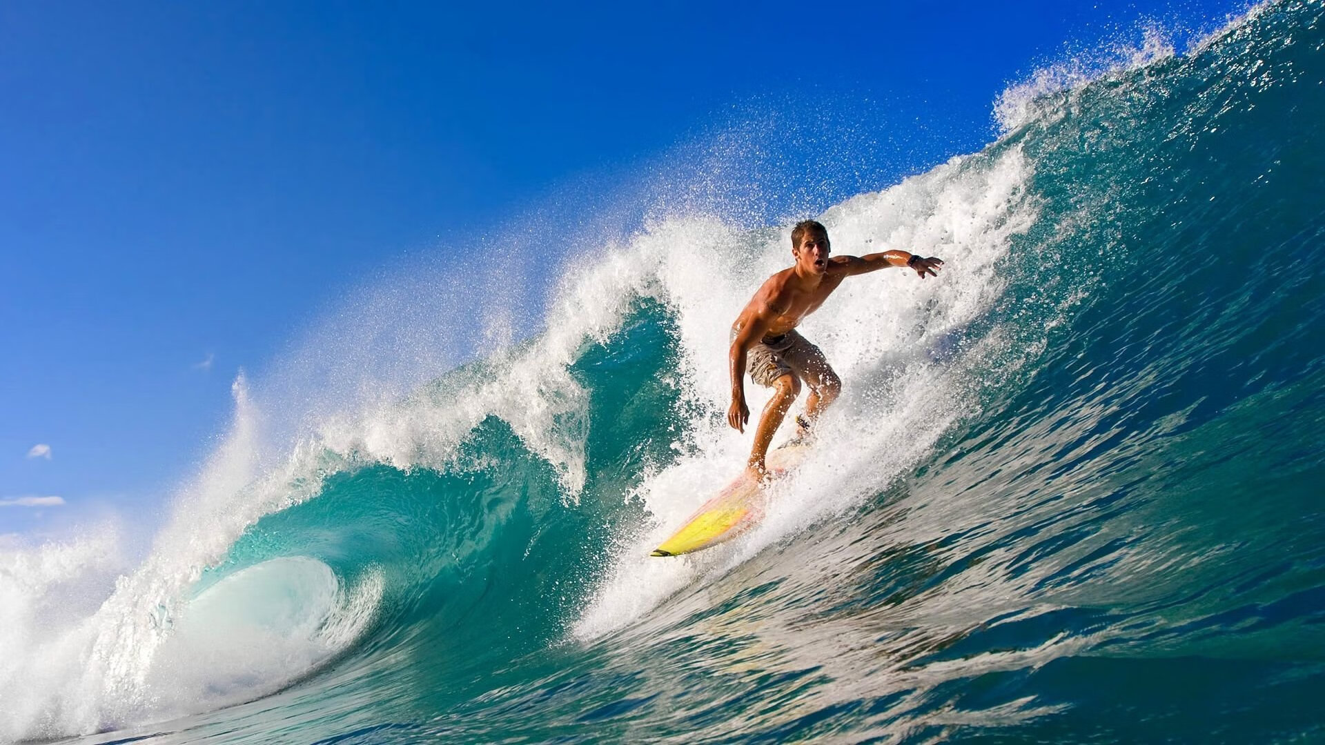 年度焦点之战,佛罗伦萨强势拿下里昂,紫百合绽放欧罗巴