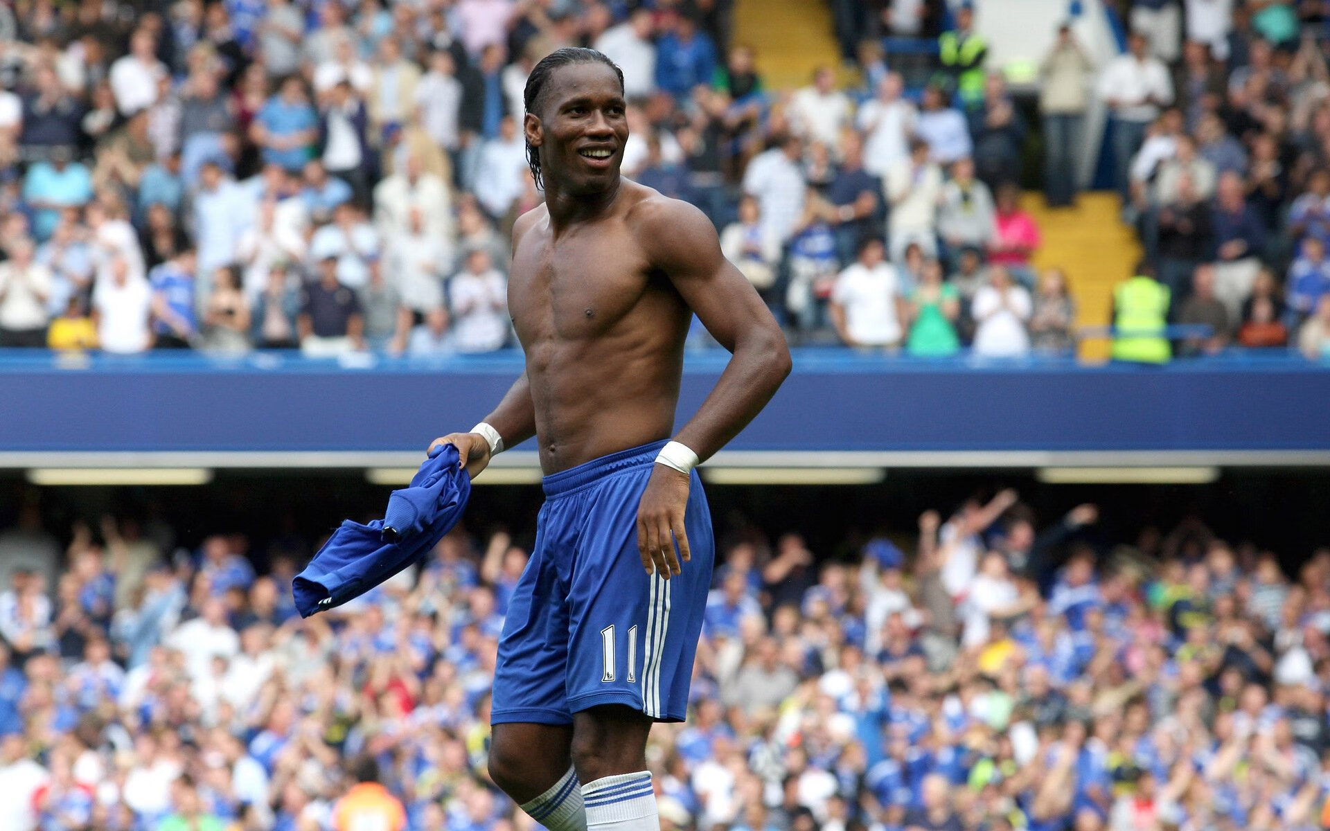 乌克兰血拼贝蒂斯，德布劳内大师级表现诠释现代中场艺术